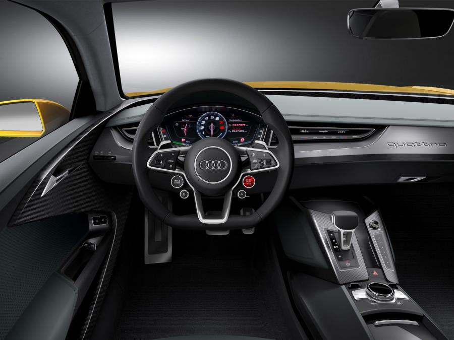 Торпедо Audi Sport Quattro Concept 2013 года  (фото 2 из 12)